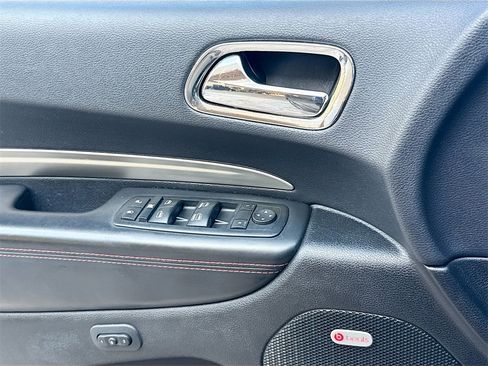 Used 2016 Dodge Durango R/T w/ Trailer Tow Group IV image 19