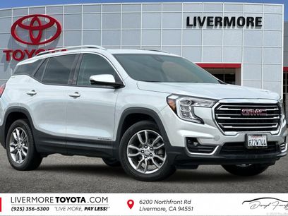 Used 2022 GMC Terrain SLT w/ Infotainment Package II