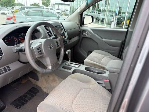 Used 2018 Nissan Frontier SV w/ Value Truck Package RWD image 16