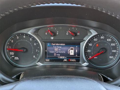 Used 2020 Chevrolet Equinox LT image 28