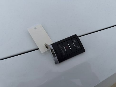 Used 2019 Chevrolet Corvette Stingray Coupe w/ Battery Protection Package image 32