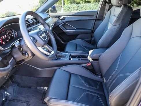 Used 2025 Audi Q3 2.0T Premium w/ Convenience Package image 16