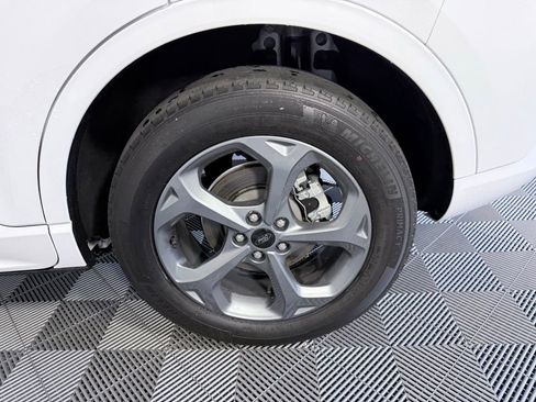 Used 2023 Ford Escape ST-Line image 28