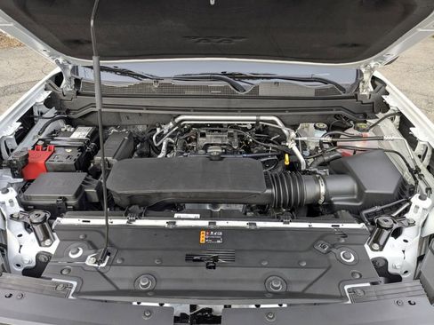 New 2026 GMC Canyon AT4 image 40