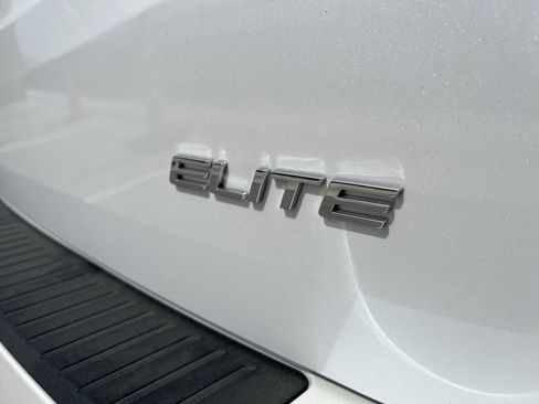 Certified 2024 Honda Odyssey Elite image 9