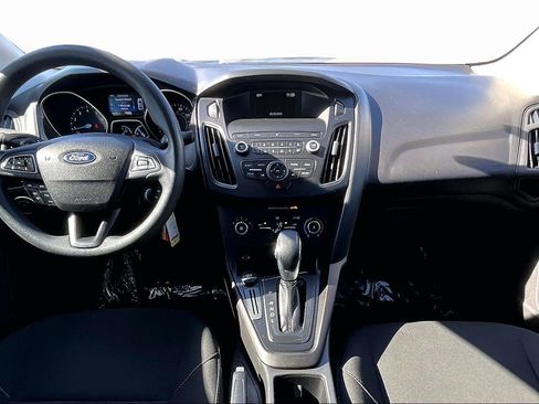 Used 2018 Ford Focus SE image 14