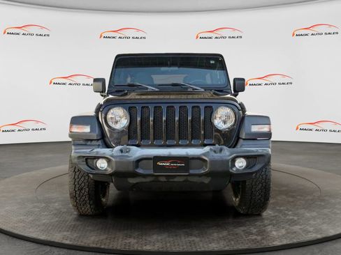 Used 2020 Jeep Wrangler Unlimited Sport AWD/4WD image 2