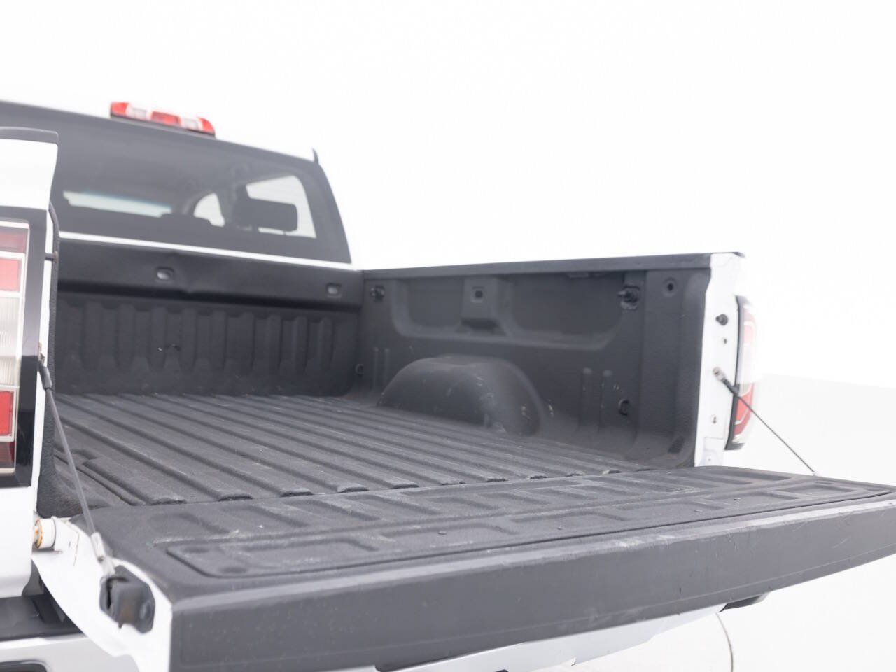 Used 2016 GMC Sierra 1500 SLT w/ SLT Premium Package AWD/4WD image 42