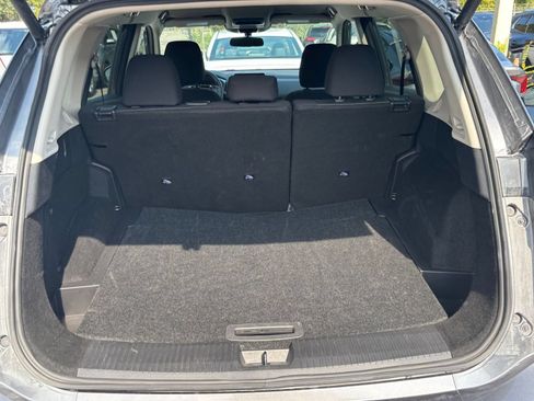 Used 2026 Nissan Rogue SV AWD/4WD image 27