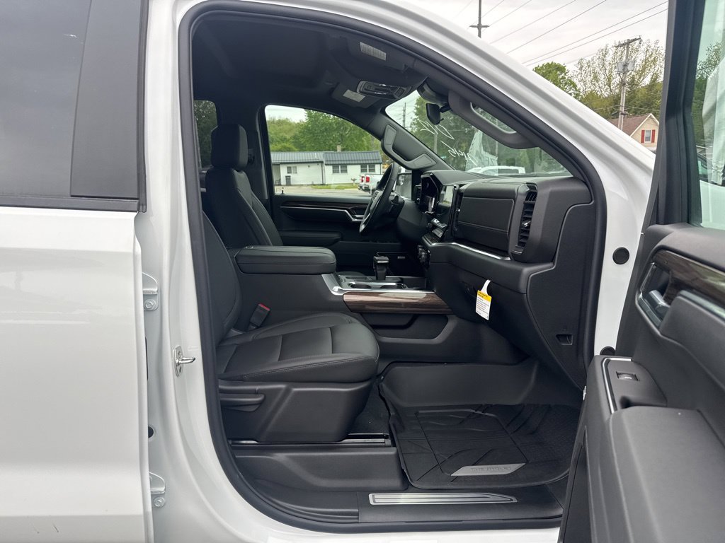 New 2026 Chevrolet Silverado 1500 RST w/ Convenience Package II AWD/4WD image 23