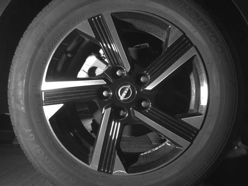 Used 2025 Nissan Sentra SV FWD image 15