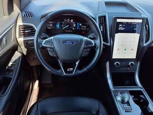 Used 2024 Ford Edge ST-Line image 13