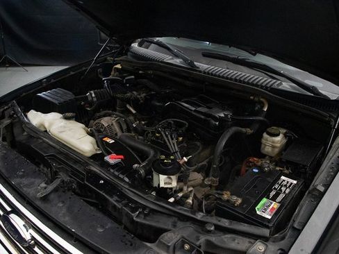 Used 2008 Ford Explorer XLT image 26
