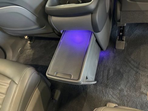 Certified 2024 Kia EV9 Land AWD/4WD image 20