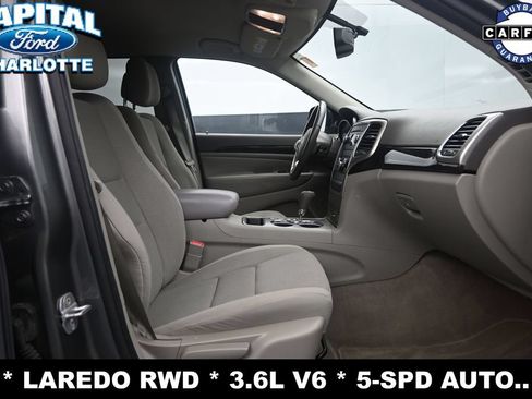 Used 2012 Jeep Grand Cherokee Laredo RWD image 12
