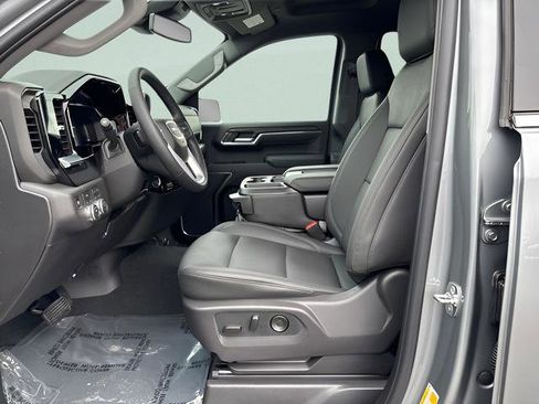 New 2026 GMC Sierra 1500 SLT image 10