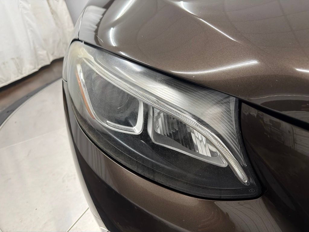 Certified 2017 Mercedes-Benz GLC 300 image 8