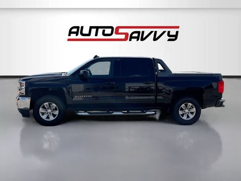 Used 2017 Chevrolet Silverado 1500 LT w/ High Desert Package RWD image 4