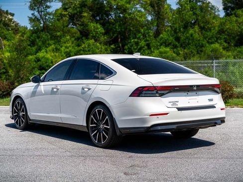 Used 2024 Honda Accord Touring image 5