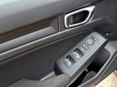 Used 2022 Honda Civic Sport image 12