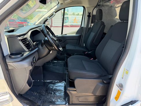Used 2021 Ford Transit 250 Low Roof RWD image 11