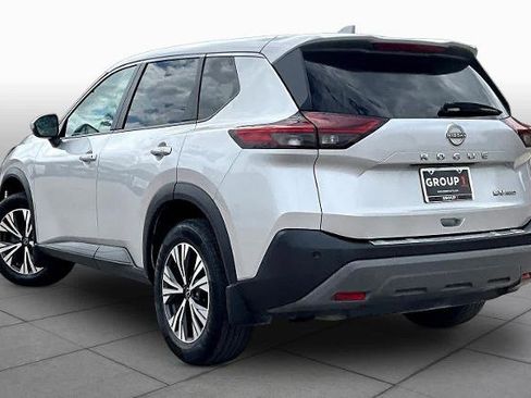 Certified 2022 Nissan Rogue SV AWD/4WD image 12