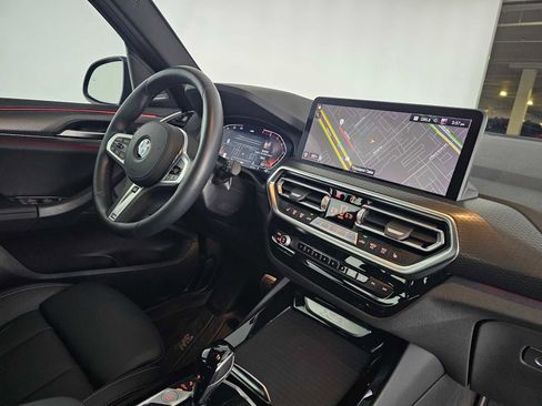 Used 2024 BMW X3 sDrive30i w/ Premium Package image 11