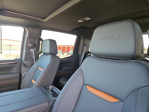 New 2026 GMC Sierra 1500 AT4 w/ AT4 Premium Package image 11