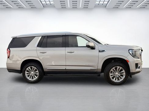 Used 2021 GMC Yukon SLT w/ SLT Luxury Plus Package AWD/4WD image 4
