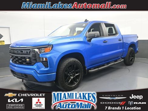 Used 2025 Chevrolet Silverado 1500 Custom w/ Turbomax Blackout Package RWD image 1