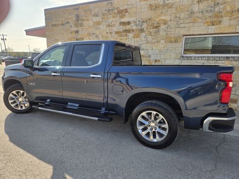 Used 2021 Chevrolet Silverado 1500 LTZ w/ LTZ Premium Texas Edition image 3