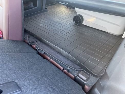 Used 2021 Toyota 4Runner Limited image 10