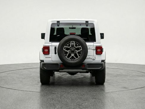 Used 2025 Jeep Wrangler Sport S image 7