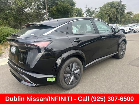 Used 2023 Nissan Ariya FWD image 3