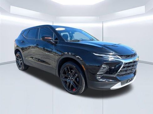 Used 2023 Chevrolet Blazer LT w/ Driver Confidence Package image 2