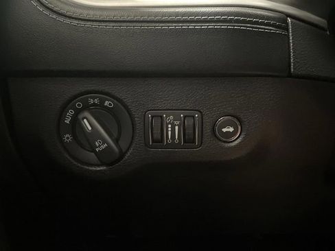 Used 2019 Dodge Charger Scat Pack w/ Daytona Edition Group image 22