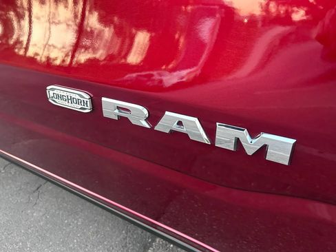Used 2019 RAM 1500 Limited AWD/4WD image 14