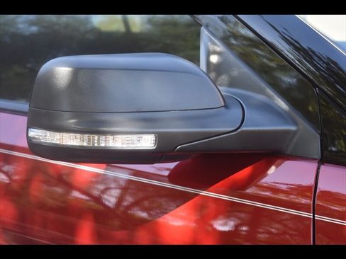 Used 2019 Ford Explorer XLT w/ Equipment Group 202A FWD image 53