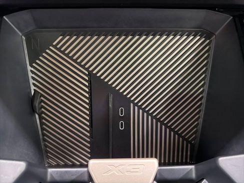 Used 2025 BMW X3 xDrive30i w/ Premium Package image 36