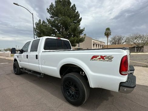 Used 2005 Ford F350 XL image 2