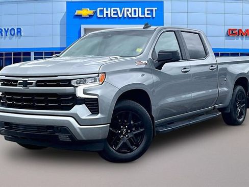 Used 2024 Chevrolet Silverado 1500 RST w/ Convenience Package II AWD/4WD image 3