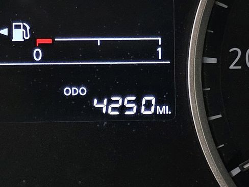 Used 2025 Nissan Kicks Play S FWD image 14