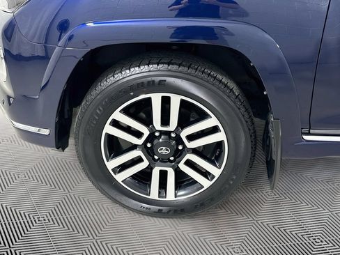 Used 2023 Toyota 4Runner Limited AWD/4WD image 25