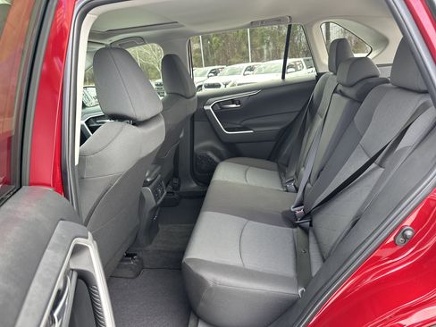 Certified 2023 Toyota RAV4 XLE w/ Convenience Package image 31