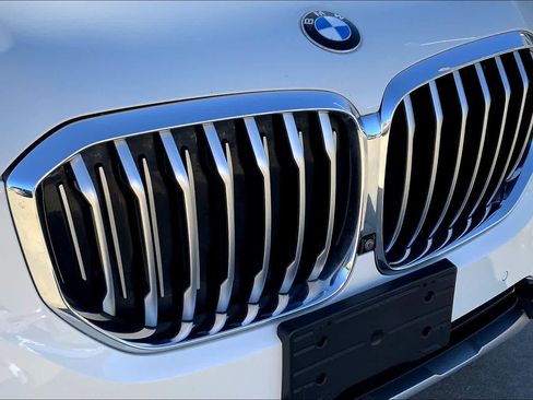 Used 2020 BMW X5 sDrive40i w/ Premium Package image 28