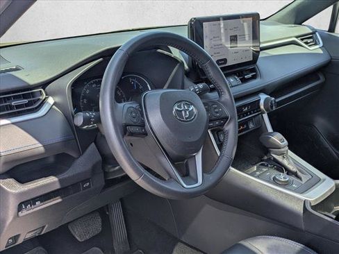 Used 2024 Toyota RAV4 XSE AWD/4WD image 10