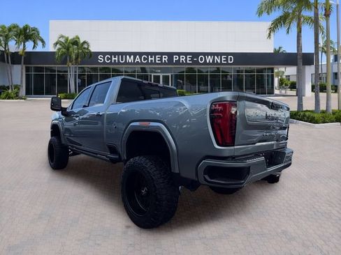 Used 2025 GMC Sierra 3500 Denali Ultimate AWD/4WD image 5