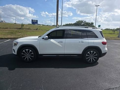 Used 2021 Mercedes-Benz GLB 250 4MATIC image 8