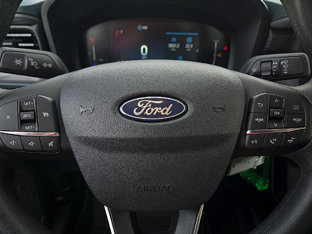 Used 2025 Ford Maverick XL w/ Equipment Group 102A AWD/4WD image 19