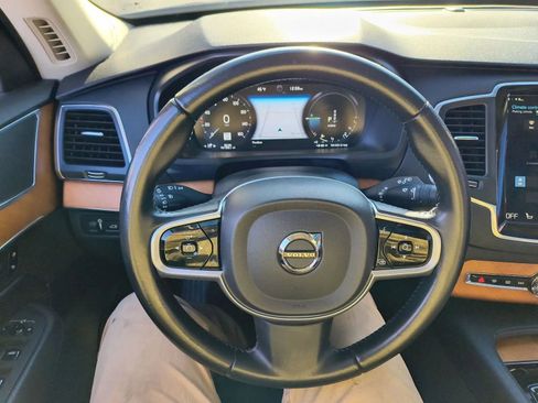 Used 2021 Volvo XC90 T8 Inscription Expression w/ Protection Package Premier image 11